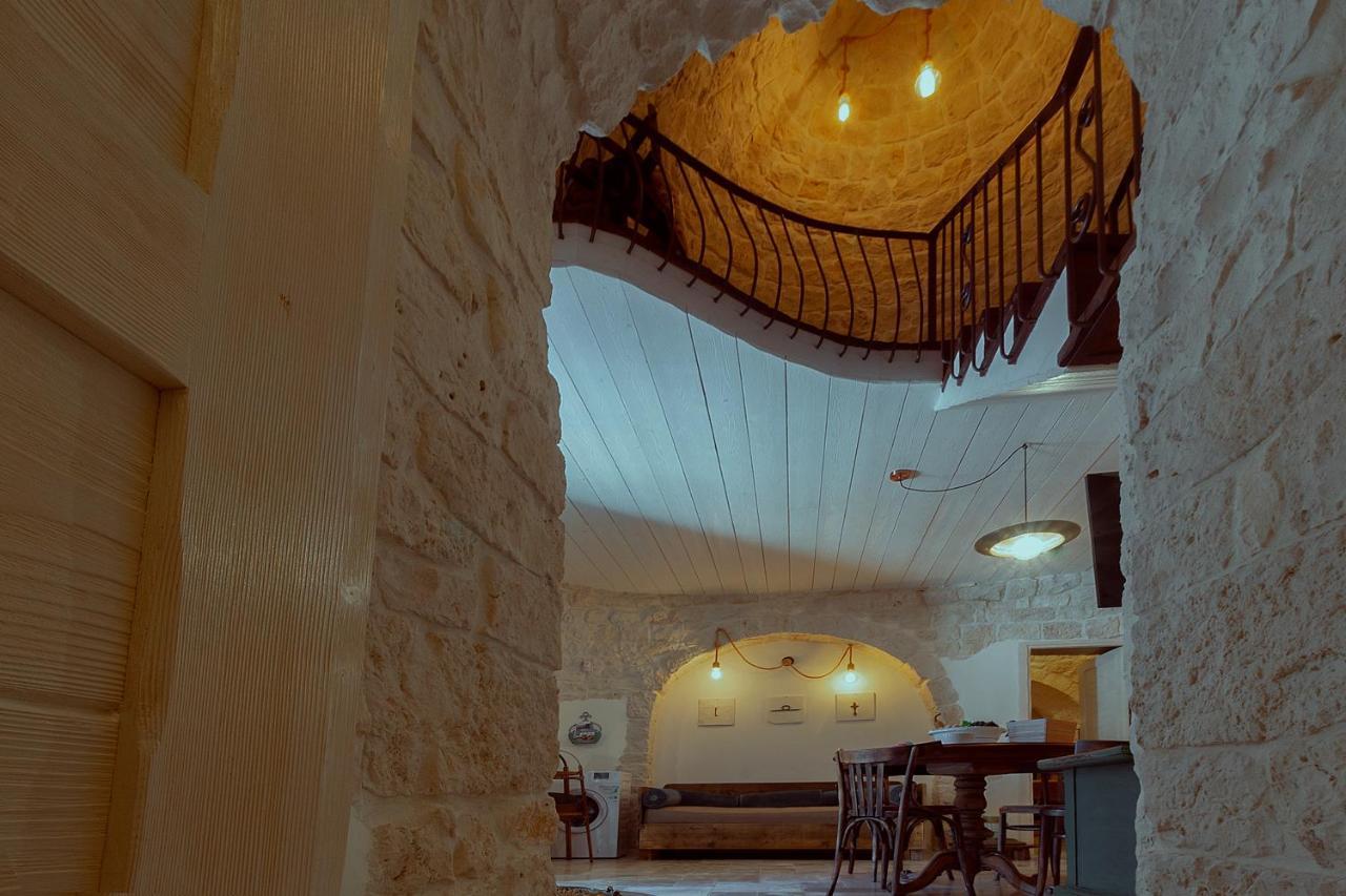 Navolte Trulli E Quiete Con Piscina Villa Locorotondo Exterior photo