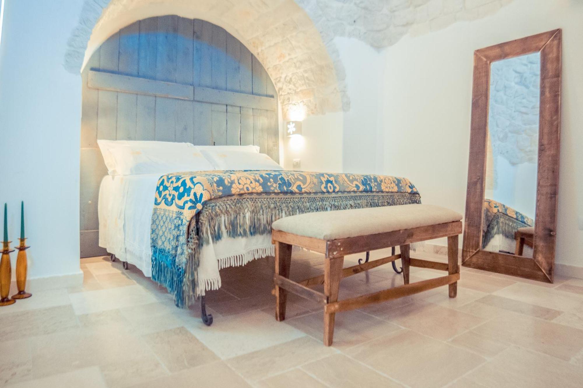 Navolte Trulli E Quiete Con Piscina Villa Locorotondo Exterior photo